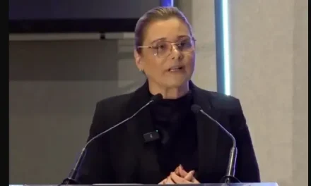 Se reúnen Harfuch y Maru Campos en medio de polémica por agentes de la CIA