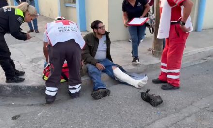 Motociclista resulta lesionado tras choque en la colonia Bellavista