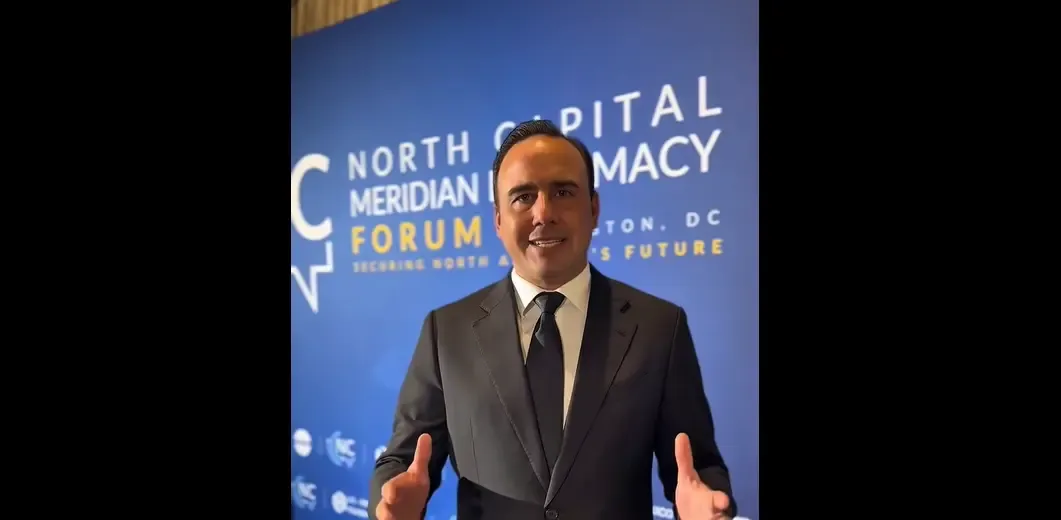Promueve  Manolo Jiménez a Coahuila en Washington