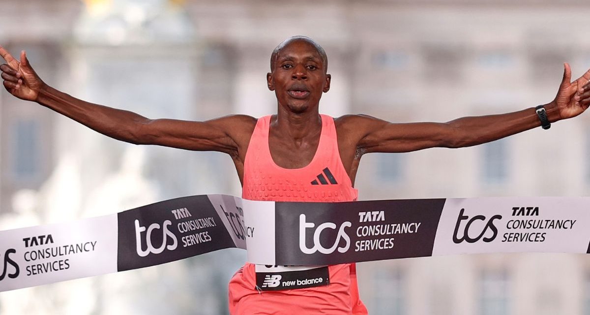 ¡Hace historia! Sebastian Sawe rompe barrera de las 2 horas en el maratón