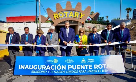 Tomás Gutiérrez y Francesco Arezzo entregan remodelación del Puente Rotario