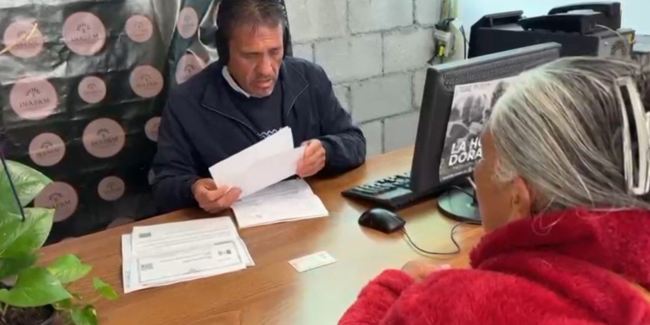 Tramitan la tarjeta de INAPAM