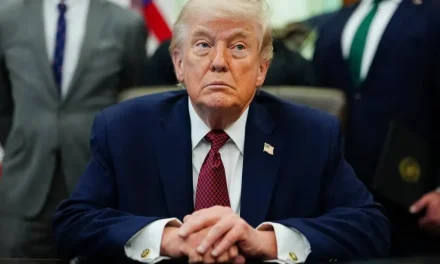 Trump asegura ventaja de EU e Israel frente a Irán y desestima críticas de la prensa estadounidense