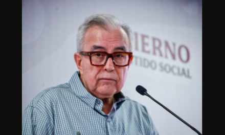 Congreso de Sinaloa avala licencia de Rubén Rocha Moya en medio de investigación