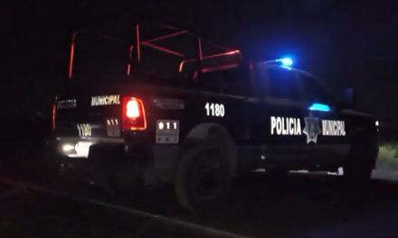 Saltillo: Muere motociclista tras derrapar, su cuerpo quedó en la terracería