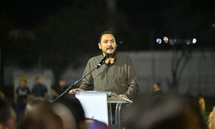 Ayuntamiento de Monclova entrega rehabilitación del Campo Pericos