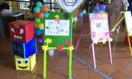 Exponen dibujos y pinturas en la Presidencia Municipal de Ramos Arizpe