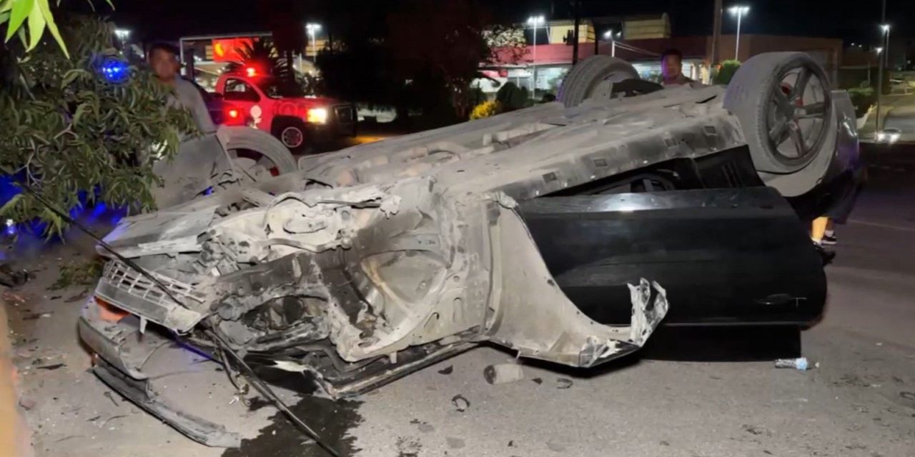 Músico termina volcado por ir a las prisas en Saltillo