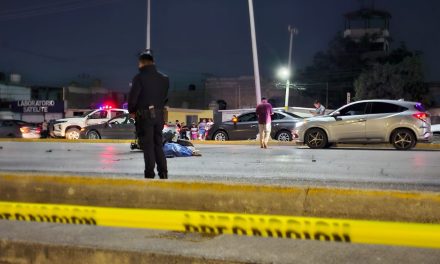 Pierde la vida tras brutal accidente en el periférico LEA