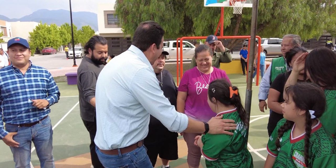 Entrega Javier Díaz plaza Maravillas