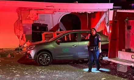 Acumulación de gas ocasiona explosión en casa de Torreón