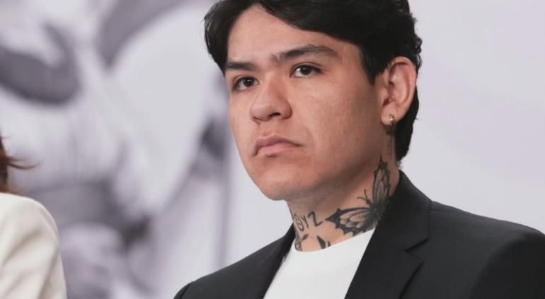 Junior H llama a los jóvenes a que nunca dejen de soñar