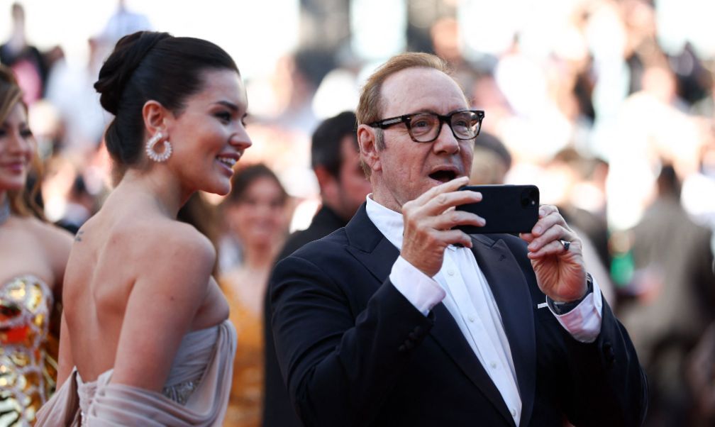 Kevin Spacey reaparece en Cannes tras años de polémica y procesos legales