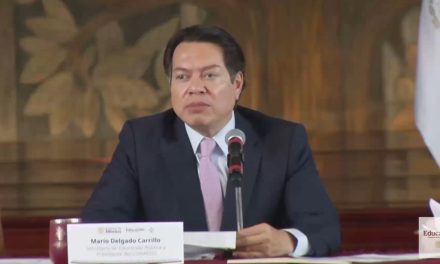 Mario Delgado defiende adelanto de vacaciones por falta de propósito pedagógico