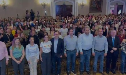 Más de 4 mil mujeres estudian una carrera profesional en Coahuila