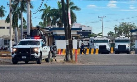 Riña en el penal de Aguaruto, Sinaloa deja al menos siete muertos