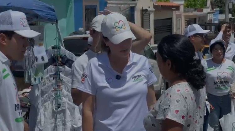 Marimar Treviño recorre la colonia Morelos