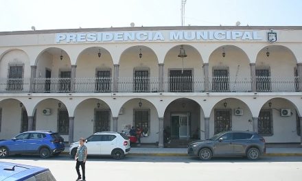 Renuncian 4 funcionarios del ayuntamiento de Frontera al PT