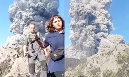 Video:  Excursionistas viven momentos de pánico tras erupción del volcán Monte Dukono en Indonesia