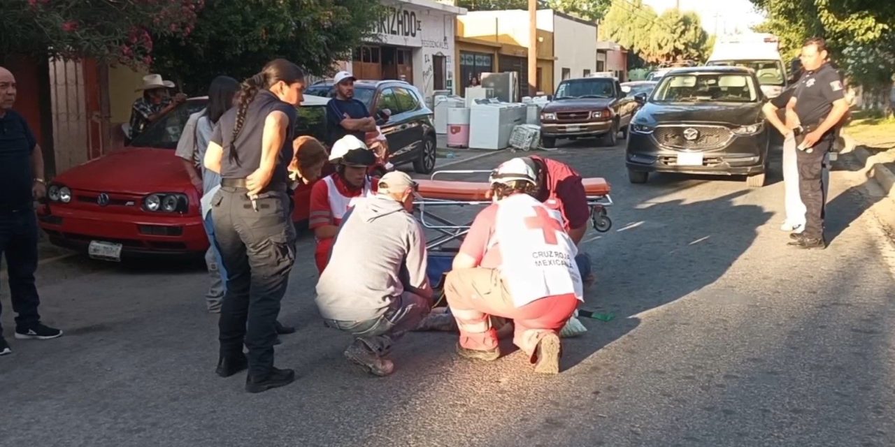 Sale tras un juguete y niño de tres años termina atropellado en Parras