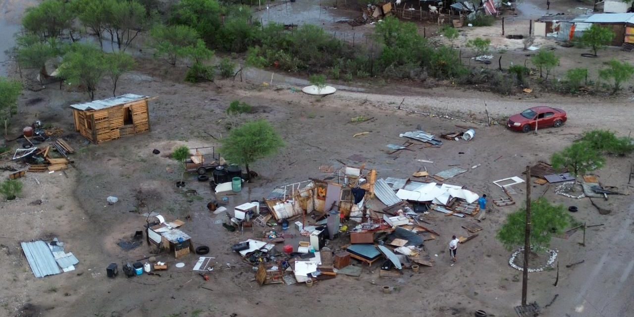 Viviendas sufren afectaciones en Coahuila tras tornados