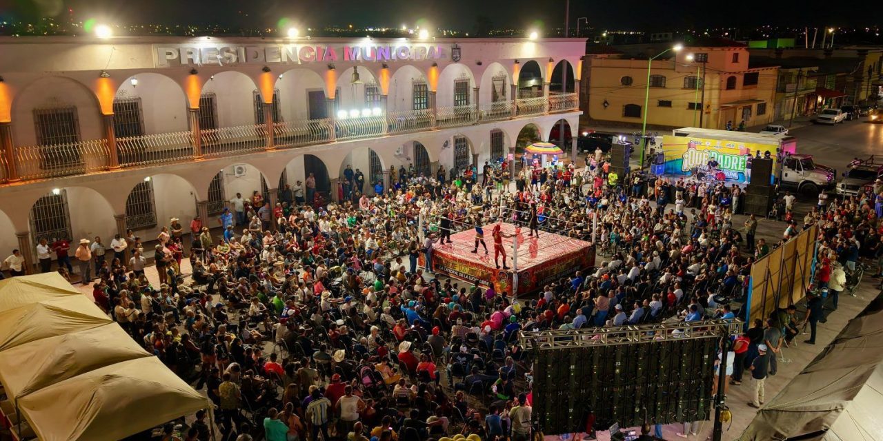 Frontera celebrará a los papás con lucha libre