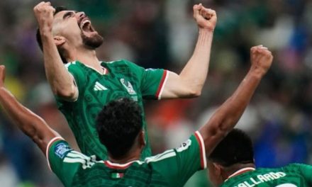 México vence a Ecuador y avanza a los octavos de final del Mundial