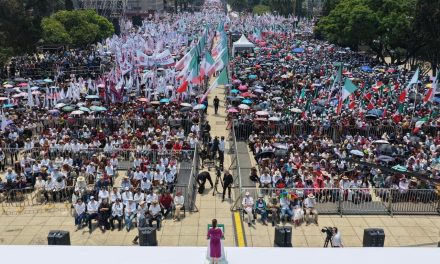 México ya cambió, resalta Claudia Sheinbaum ante miles de mexicanos