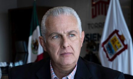 Reitera gobernador su solidaridad con Torreón y familia de Román Cepeda