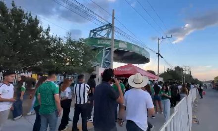 Arteaga se suma a la pasión por el fútbol