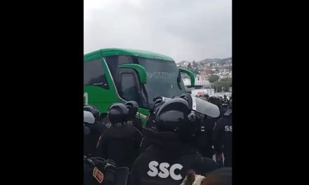Convoy de Ayotzinapa es detenido en Tlalpan y autoridades aseguran 59 artefactos explosivos