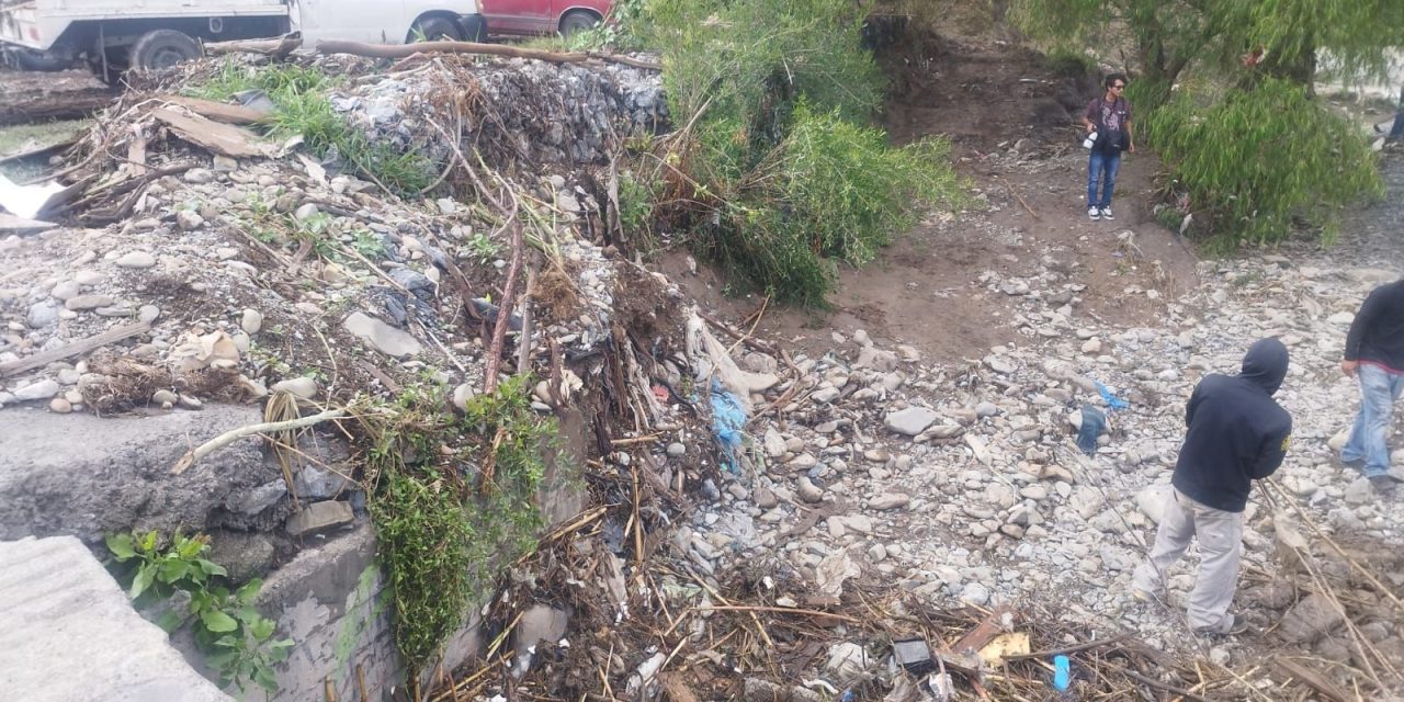 Limpian arroyos en Ramos Arizpe para evitar inundaciones