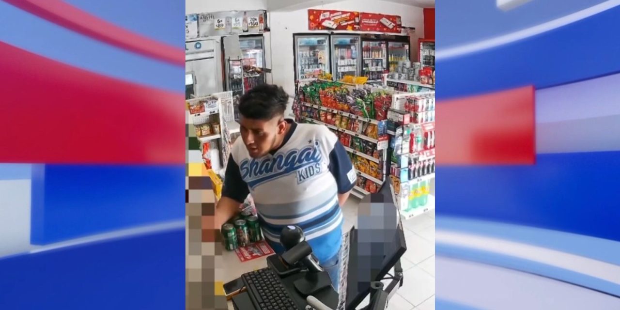 Saltillo:  Detectan cámaras de negocio a presunto ladrón en pleno asalto