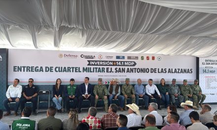Entrega Manolo Jiménez un cuartel militar en San Antonio de las Alazanas