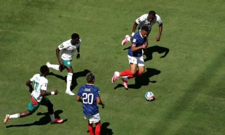 Mbappé brilla con doblete y guía a Francia sobre Senegal en el Mundial