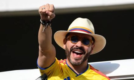 Festejan avance de la derecha con triunfo en Colombia