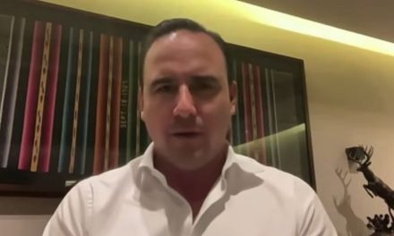 Manolo Jiménez celebra el triunfo del PRI en Coahuila