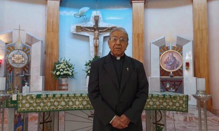 Mejora la salud del padre Humberto González