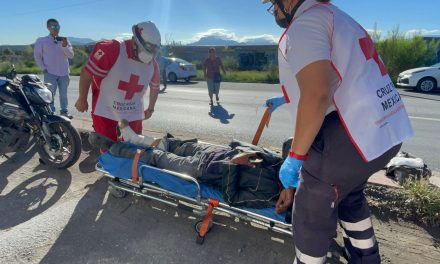 Motociclista resulta lesionado tras impactarse contra auto en Vito Alessio