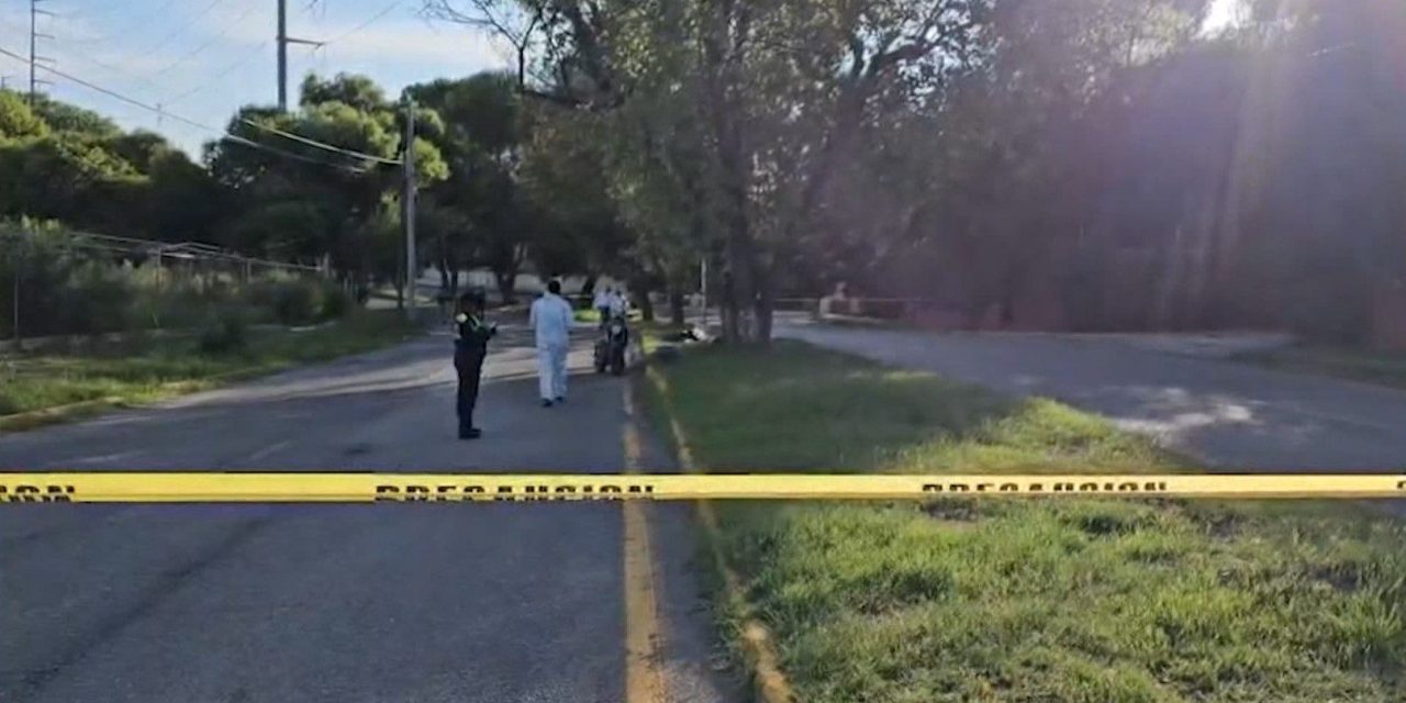 Muere al intentar rebasar en Saltillo