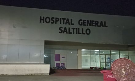 Muere tras volcar en Nuevo León