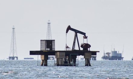 Petróleo repunta por tensión entre Estados Unidos e Irán