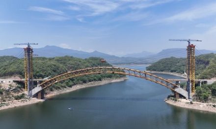 Puente Rizo de oro, maravilla de la ingeniería mexicana, registra avance de 91 por ciento