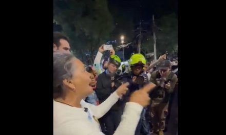 Madre buscadora encara cerco policial y exige libre tránsito para colectivos