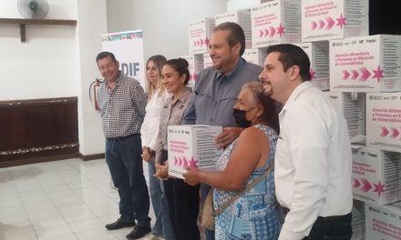 Entregan 220 despensas en Ramos Arizpe en coordinación con el DIF Coahuila
