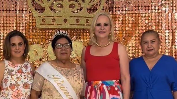 Coronan a la reina del Adulto Mayor de Palaú