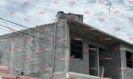 Trabajador pierde la vida al caer de una altura de seis metros en Saltillo