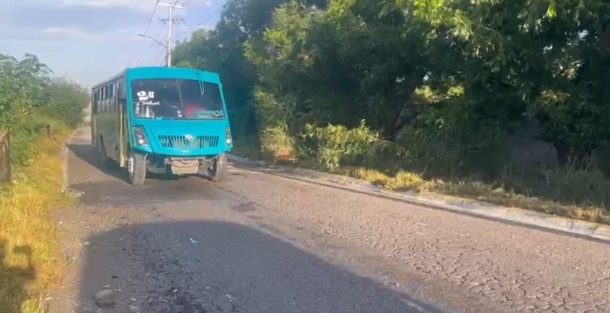 Ruta 2B reanuda recorrido
