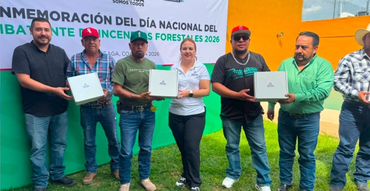 Arteaga reconoce a combatientes forestales