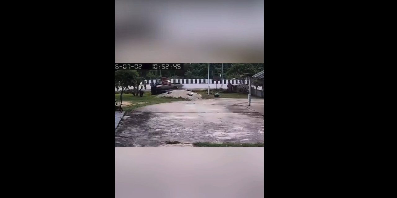 Niño de 11 años atropella a monjes; reportan 9 muertos